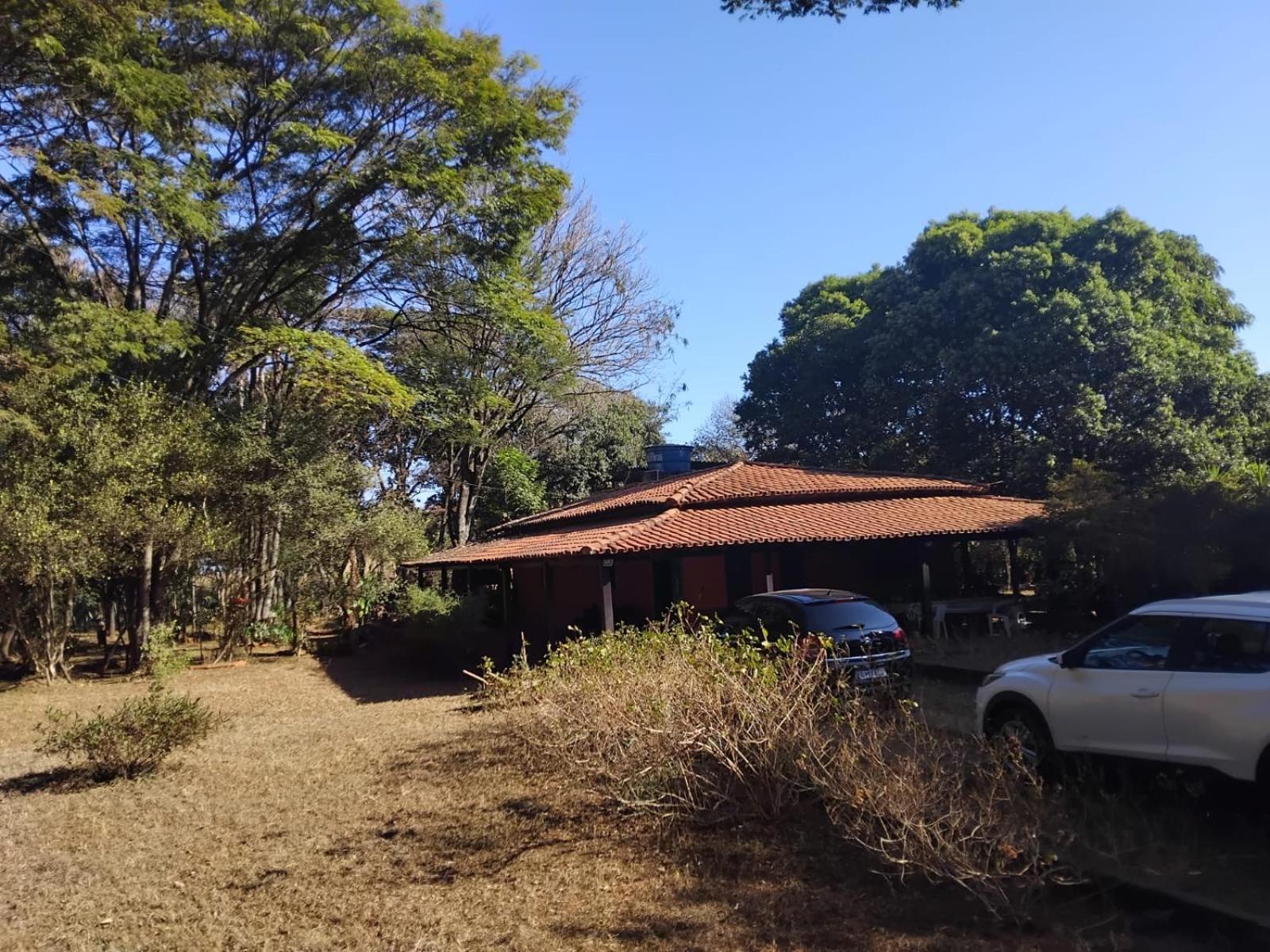 Вилла Sitio Bemtevi - Jockey Camping - Уберландия Экстерьер фото